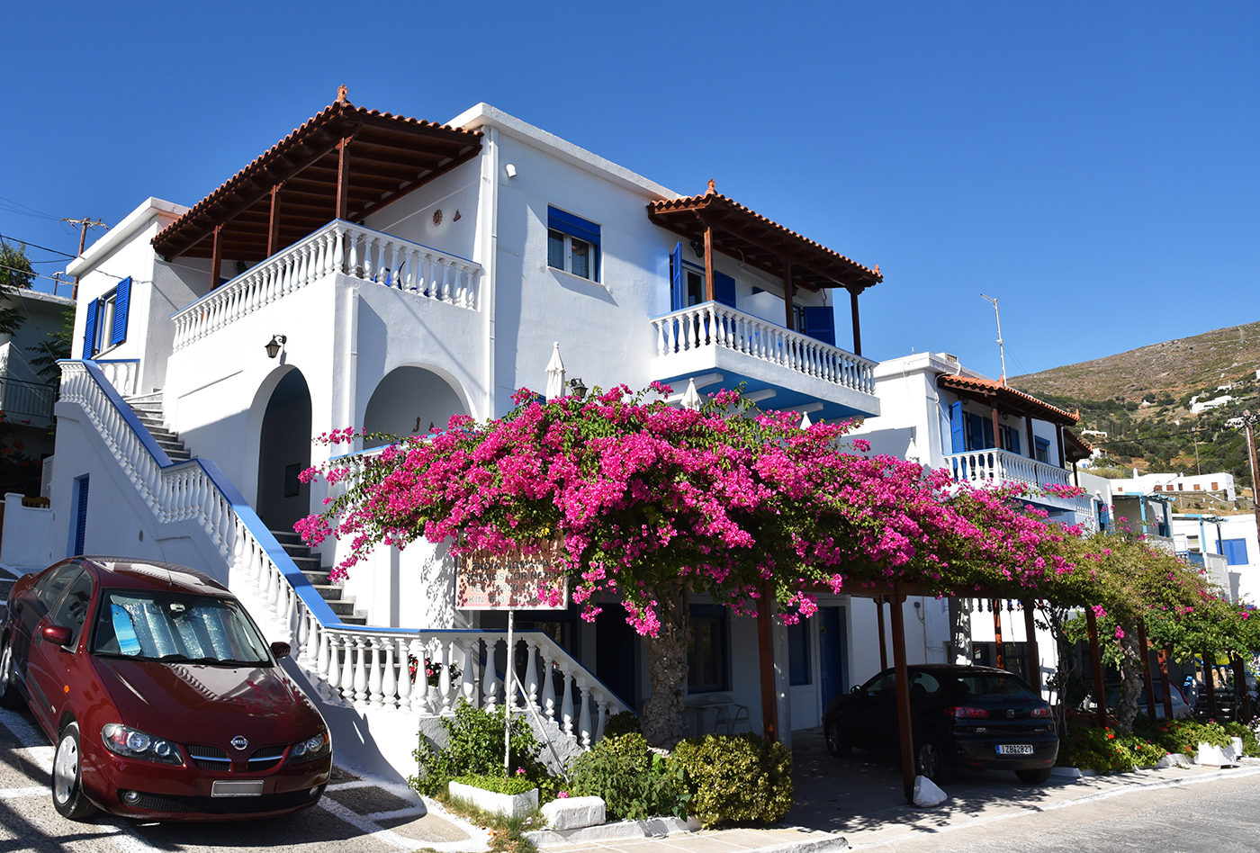 Villa Limanaki όμορφη διαμονή στο Μπατσί στην Άνδρος
